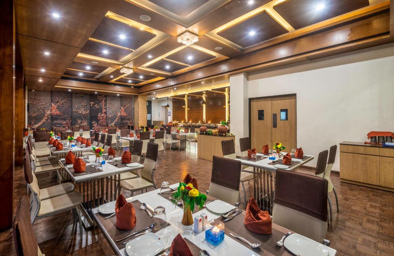 Lords Inn Somnāth Zewnętrze zdjęcie